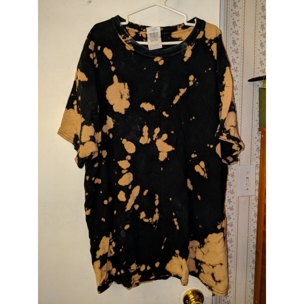 Bleached Tie-dyed Tshirt